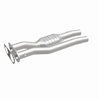 MagnaFlow 96-99 Chevy C2500 Suburban 7.4L Direct Fit Converter