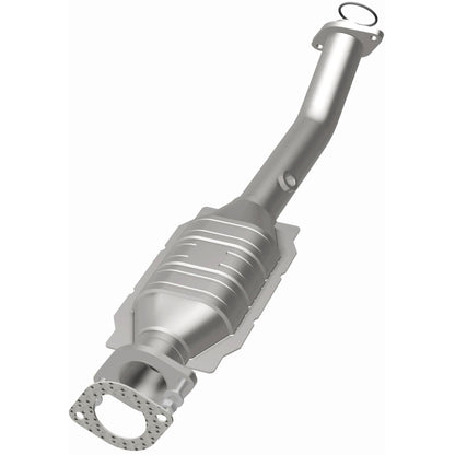 MagnaFlow Direct Fit Catalytic Converter 07 Titan 5.6L D/S rr OEM