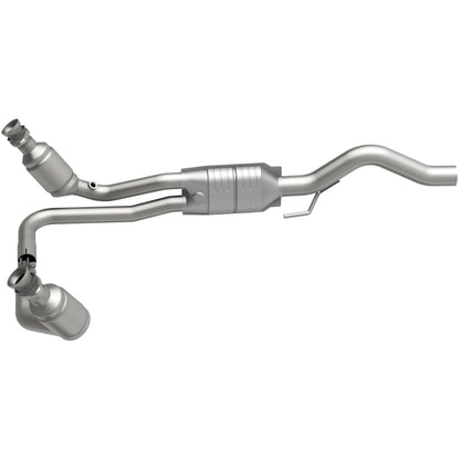 MagnaFlow Direct Fit Catalytic Converter 00-03 Dakota 4.7L