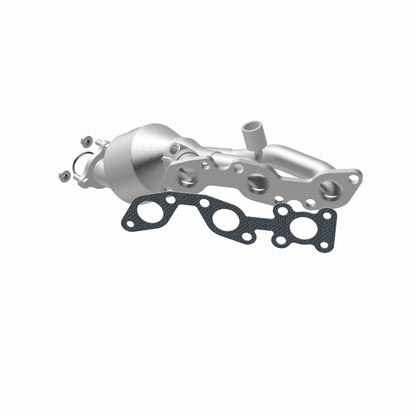 MagnaFlow Direct Fit Catalytic Converter 01-04 Nissan Frontier Driver Side Manifold