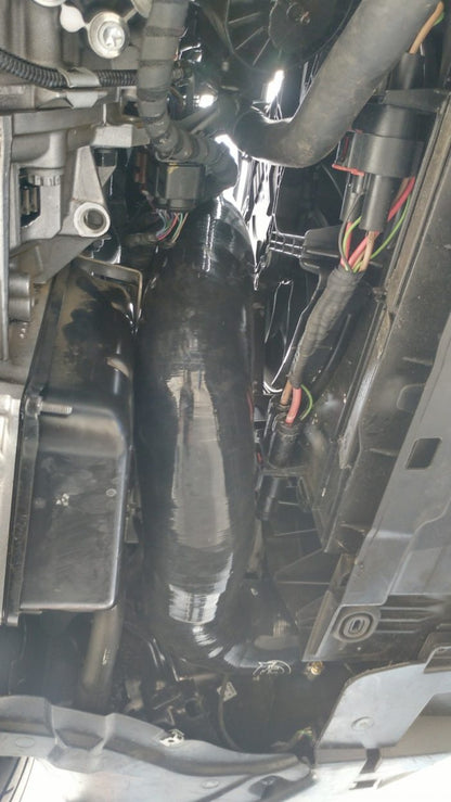 VTT-RS3-SIL 8V RS3/8S TTRS Silicone Charge pipes