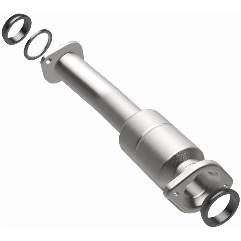 MagnaFlow Direct Fit Catalytic Converter 11-15 Sienna 3.5 Underbody