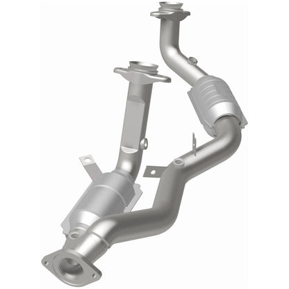 MagnaFlow Direct Fit Catalytic Converter 96-99 Taurus 3.4L Front C