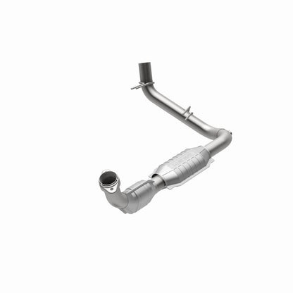 MagnaFlow Direct Fit Catalytic Converter 98 Ford Expedition 5.4L
