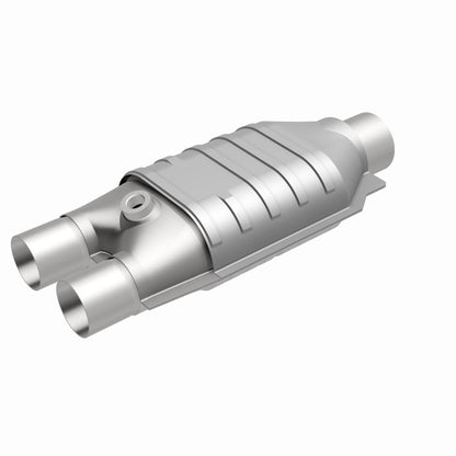 MagnaFlow Universal Catalytic Converter 3/2 Single / Dual with O2