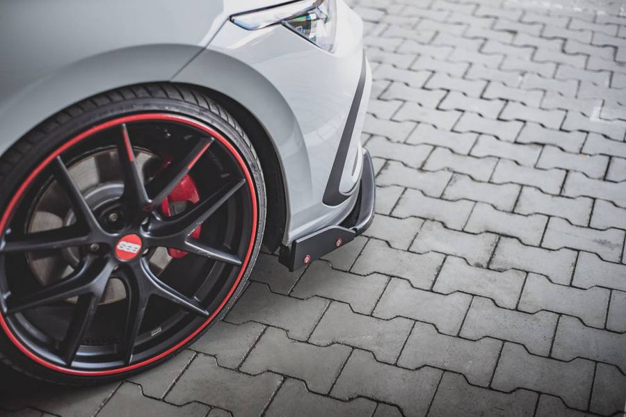 Maxton Design Volkswagen Golf GTI / R-Line MK8 Front Splitter + Flaps V.3