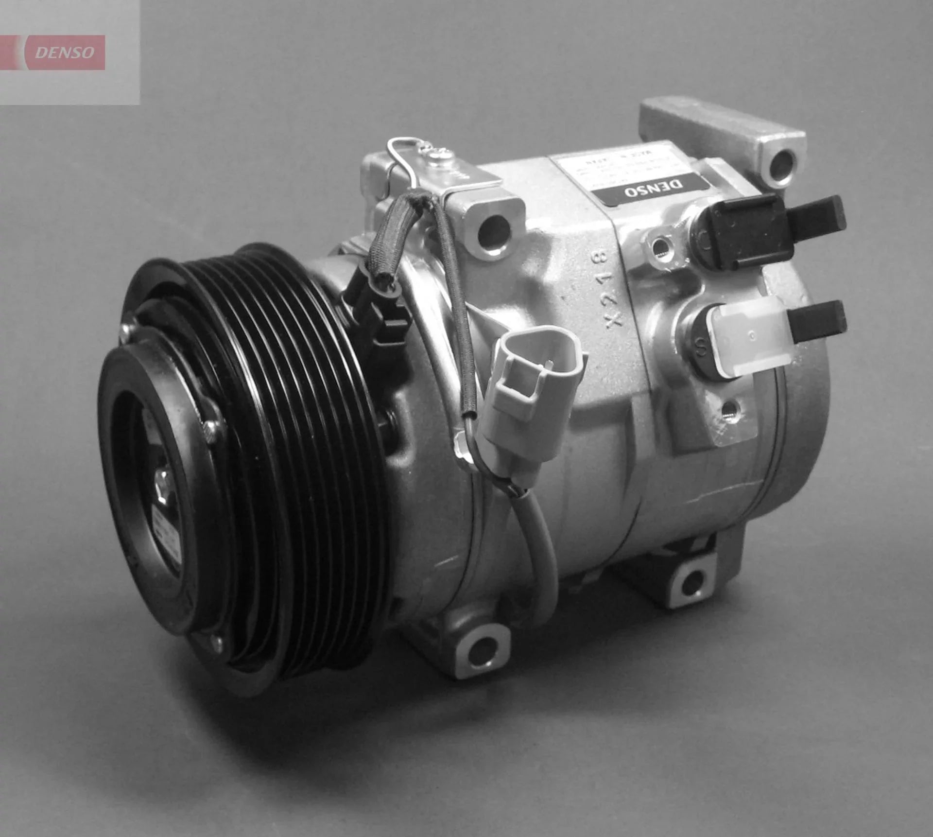 DENSO DCP50080 Compressor, Air Conditioning for Toyota Previa / Estima II (Xr30)