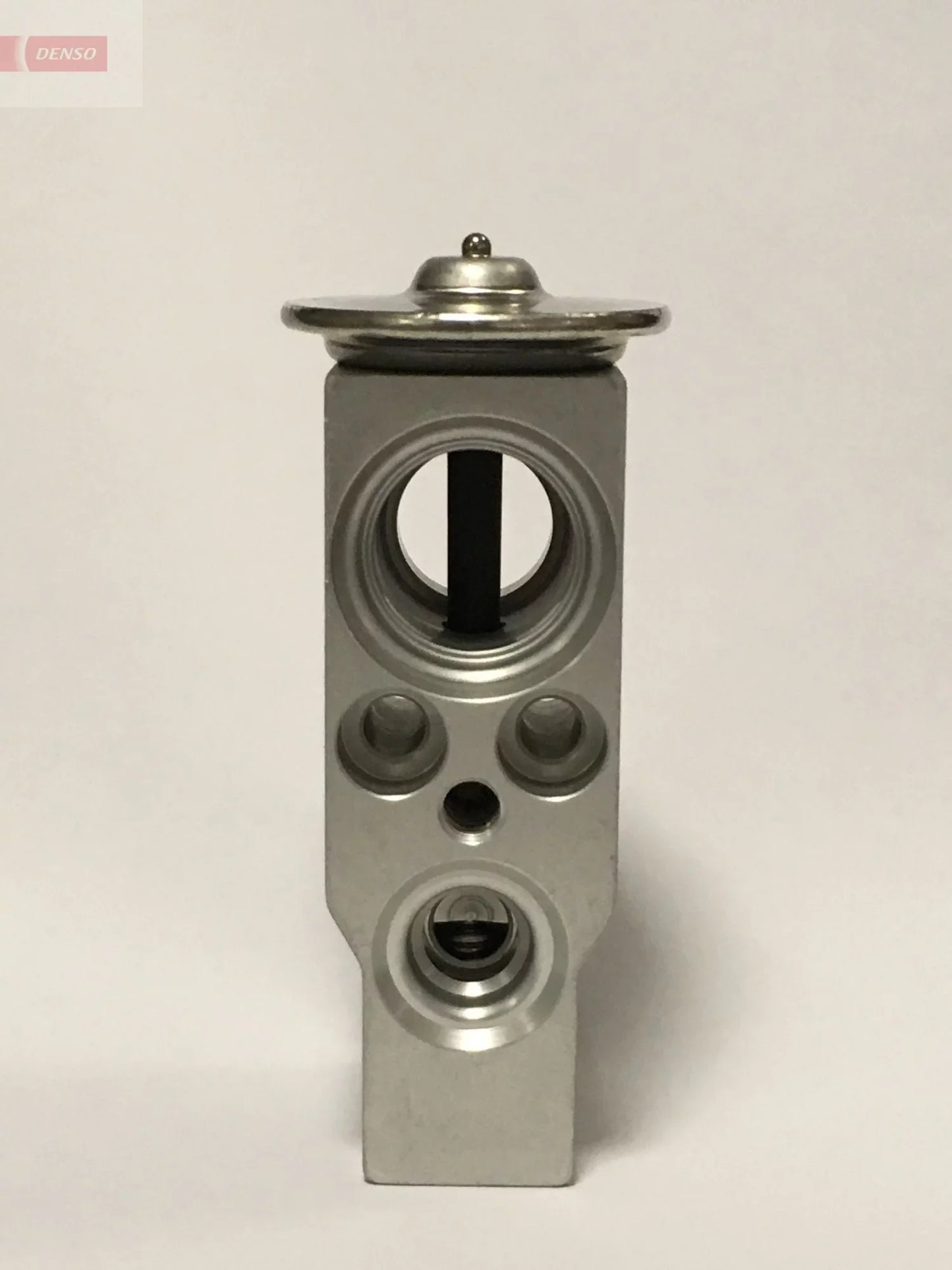 DENSO DVE20011 AC Expansion Valve for Opel Adam (M13)