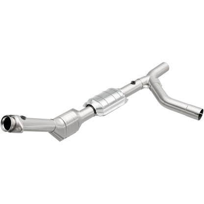 MagnaFlow Direct Fit Catalytic Converter 00-04 Ford E150 4.6L P/S