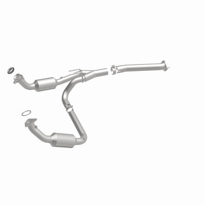 MagnaFlow 04-05 Chevrolet Express 1500 5.3L Direct Fit Converter