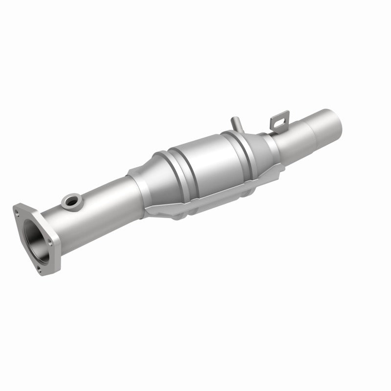 MagnaFlow Direct Fit Catalytic Converter 95 Volkswagen Golf 2.8L