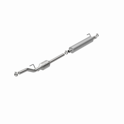 MagnaFlow Direct Fit Catalytic Converter 2002-2006 Sprinter 2500 2.7 L Underbody