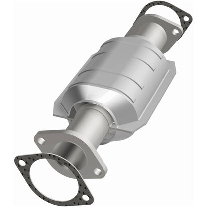 MagnaFlow Direct Fit Catalytic Converter 01-04 Nissan Frontier 2.4L