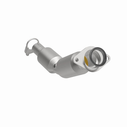 MagnaFlow Direct Fit Catalytic Converter 2010-2015 Prius L4 1.8 OEM Underbody