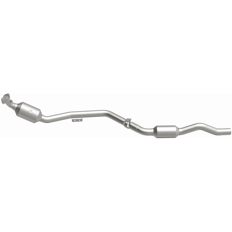 MagnaFlow Direct Fit Catalytic Converter 07-09 Mercedes E350 3.5L