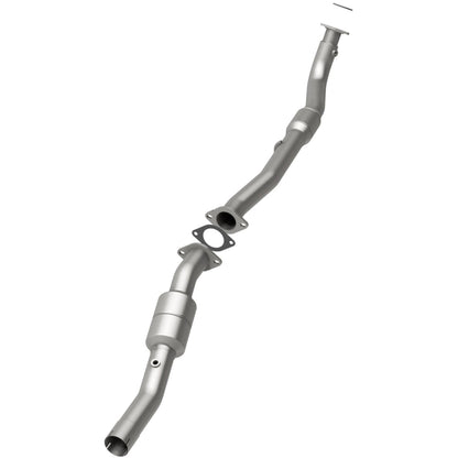 MagnaFlow Direct Fit Catalytic Converter 05 Silverado 2500HD 6.0L