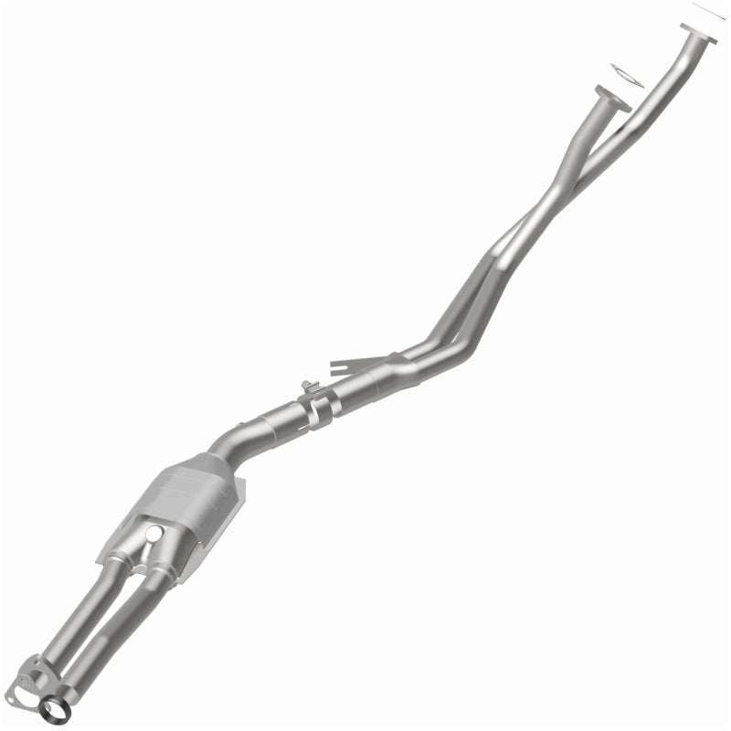 MagnaFlow Direct Fit Catalytic Converter BMW 80 88