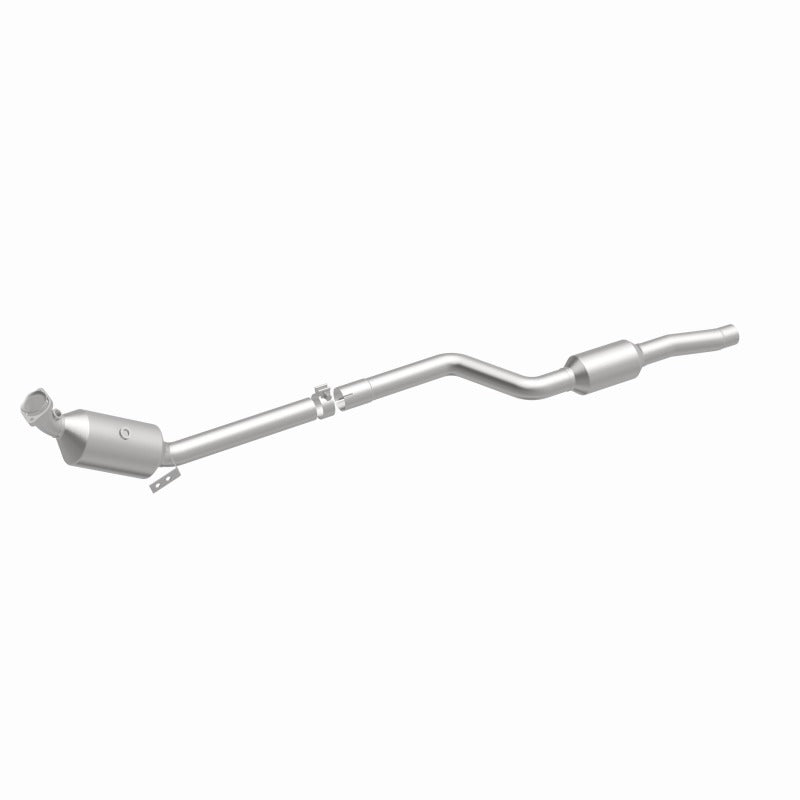 MagnaFlow 2011 C300 V6 3 OEM Underbody Direct Fit Converter