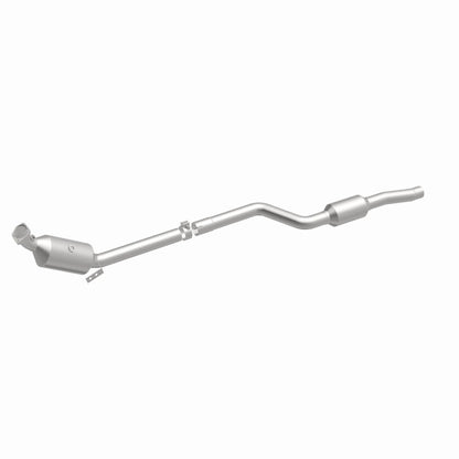 MagnaFlow 2011 C300 V6 3 OEM Underbody Direct Fit Converter
