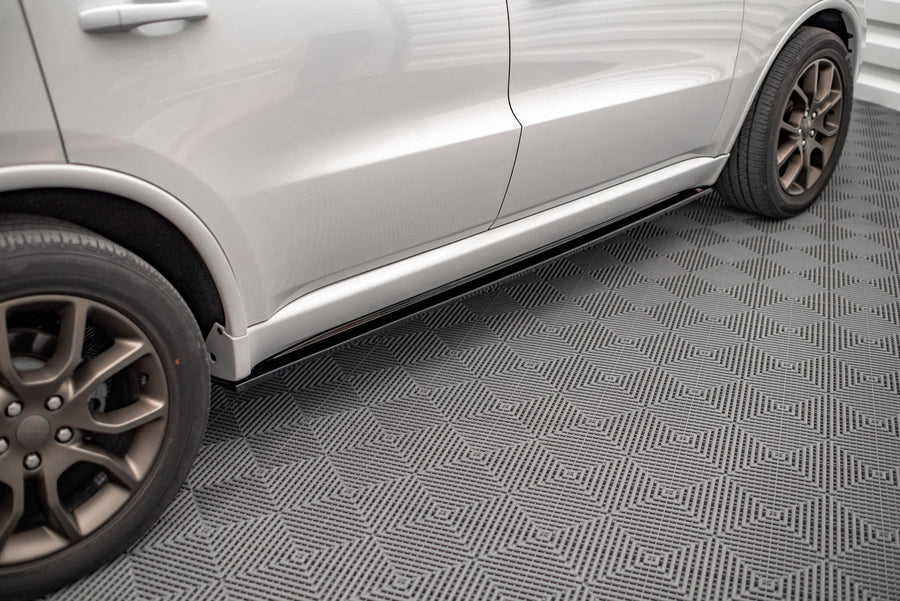Maxton Design Dodge Durango RT MK3 Side Skirts Diffusers