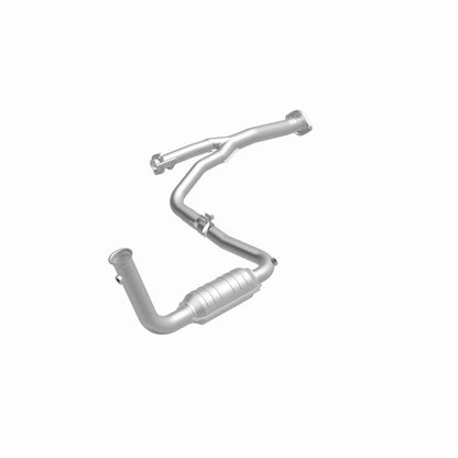 MagnaFlow Direct Fit Catalytic Converter 2004 Liberty D/S frt