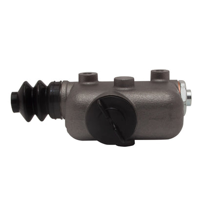 DFC 41-57 International 3 K MC/ Brake Master Cylinder