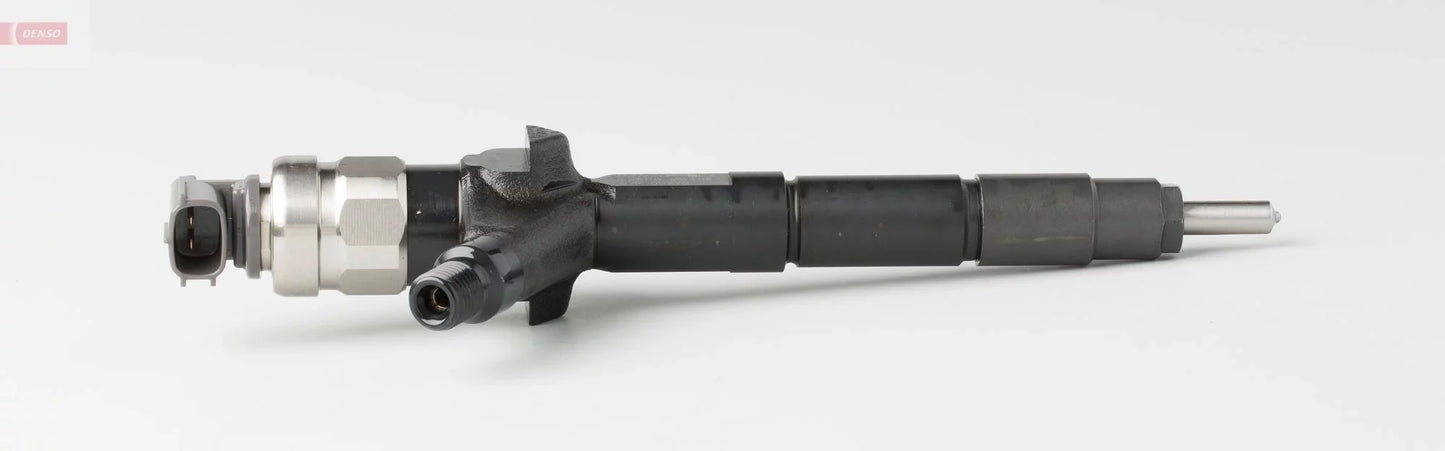 DENSO DCRI106240 Injector Nozzle