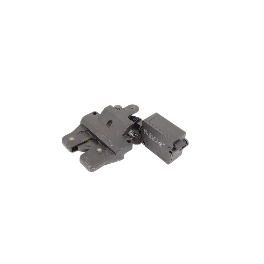 Genuine BMW 51248238466 E39 Trunk Lid Lock (Inc. 540i, 525i & 528i)