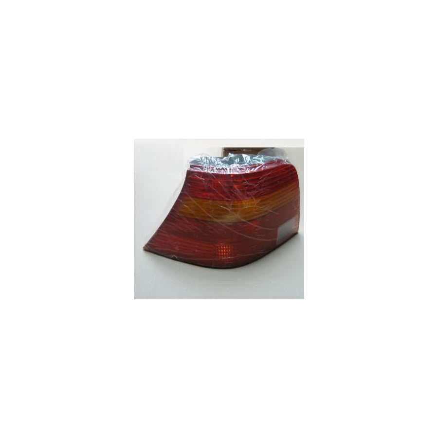 BUGIAD Bsp20192 Rear Light for VW Golf IV Hatchback (1J1)