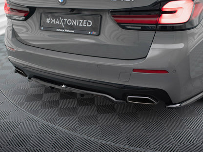 Maxton Design Central Rear Splitter (VERTICAL BARS) BMW 5 G30 / G31 Facelift