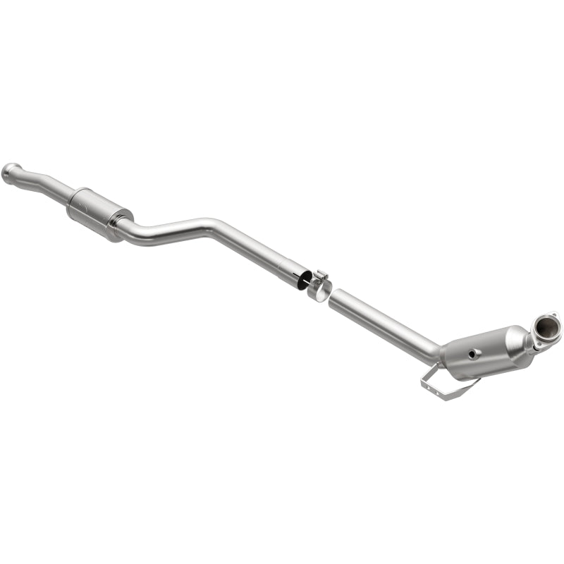 MagnaFlow 08-10 Mercedes-Benz C300 3.0L Direct Fit Converter