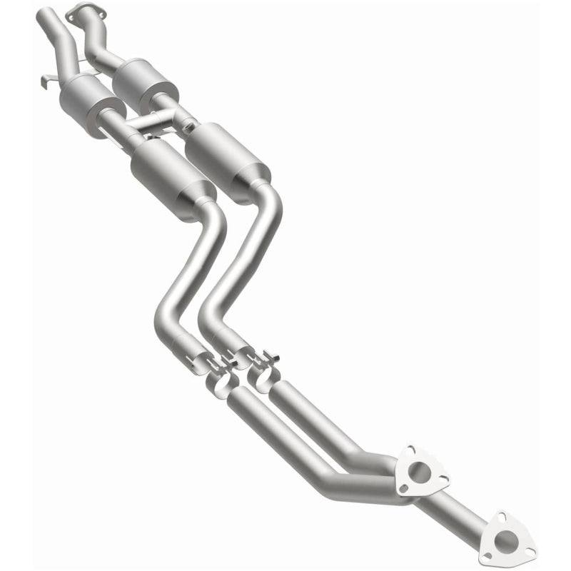 MagnaFlow Direct Fit Catalytic Converter 96-98 BMW 328 2.8L
