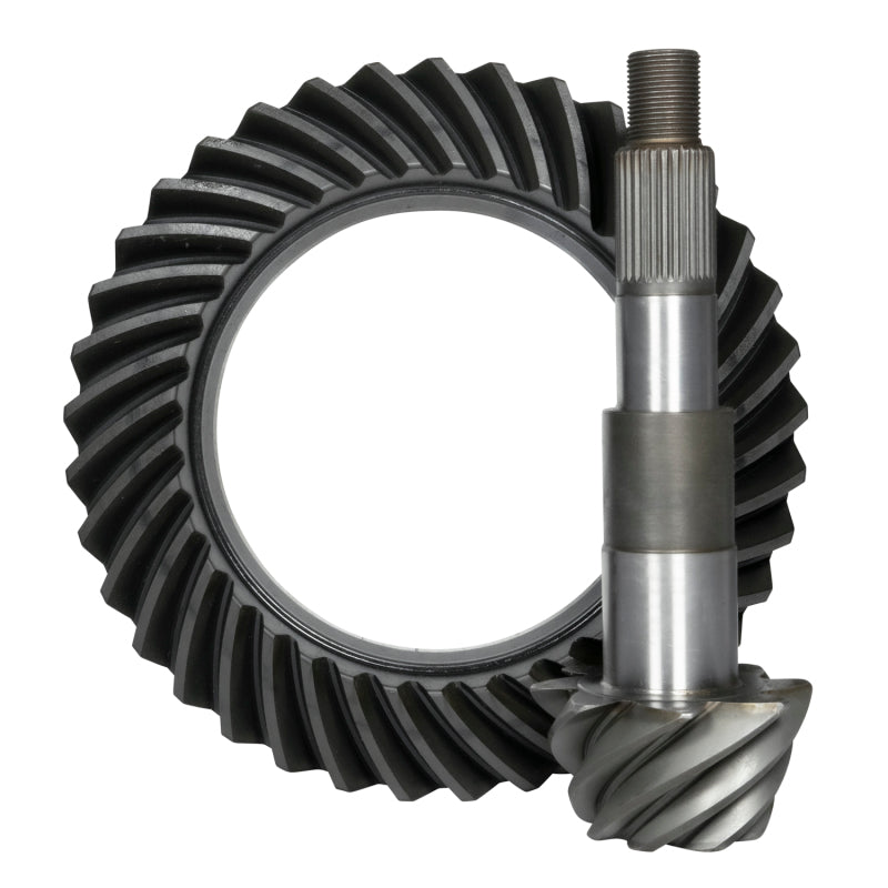 Yukon Gear & Axle Yukon Gear Ring & Pinion Gear Set for Nissan H233B Front 4.63 Ratio