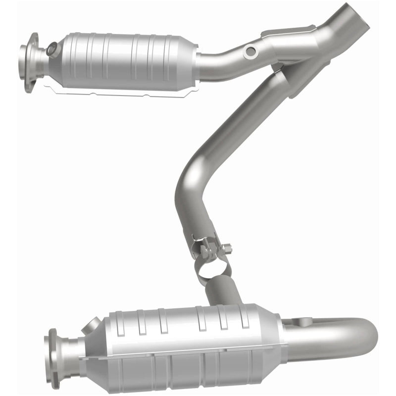 MagnaFlow Direct Fit Catalytic Converter 05-07 Dodge Durango 3.7L/4.7L