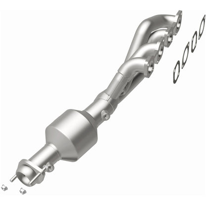MagnaFlow Direct Fit Catalytic Converter BMW 5-6 04-05 D/S OEM
