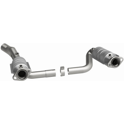 MagnaFlow Direct Fit Catalytic Converter RAIDER- 2006 8 4.7L OEM