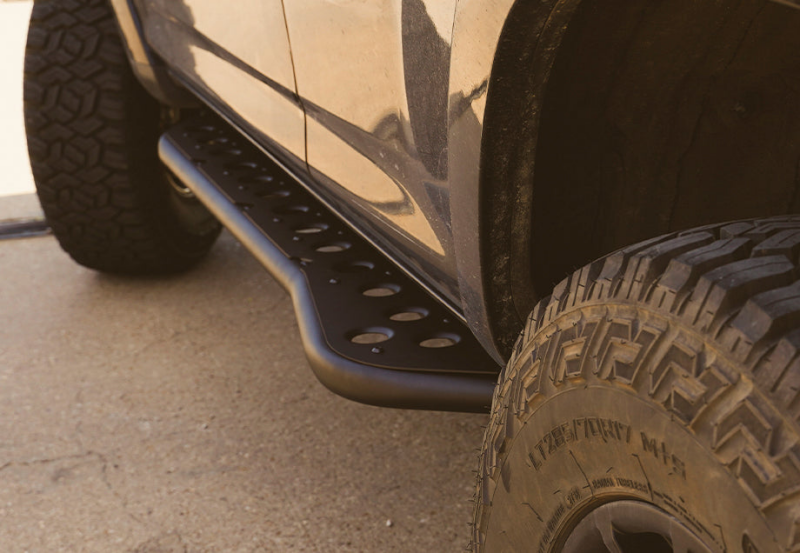 Cali Raised LED Cali Raised 03-09 Toyota 4Runner Step Ed Bolt On Rock Sliders - No Kick Out/BedLiner Filler Plate/R