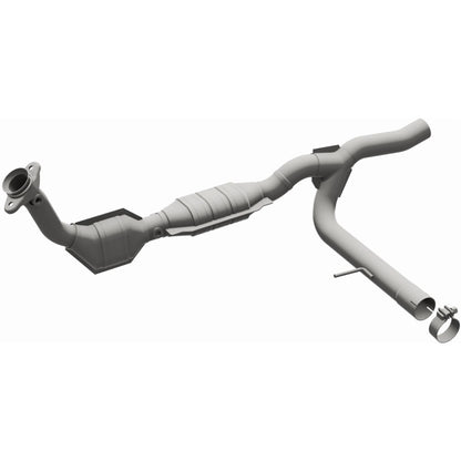 MagnaFlow Direct Fit Catalytic Converter 2005 Ford F150 V8