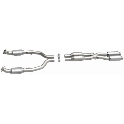 MagnaFlow Direct Fit Catalytic Converter 08-13 BMW M3 4.0L