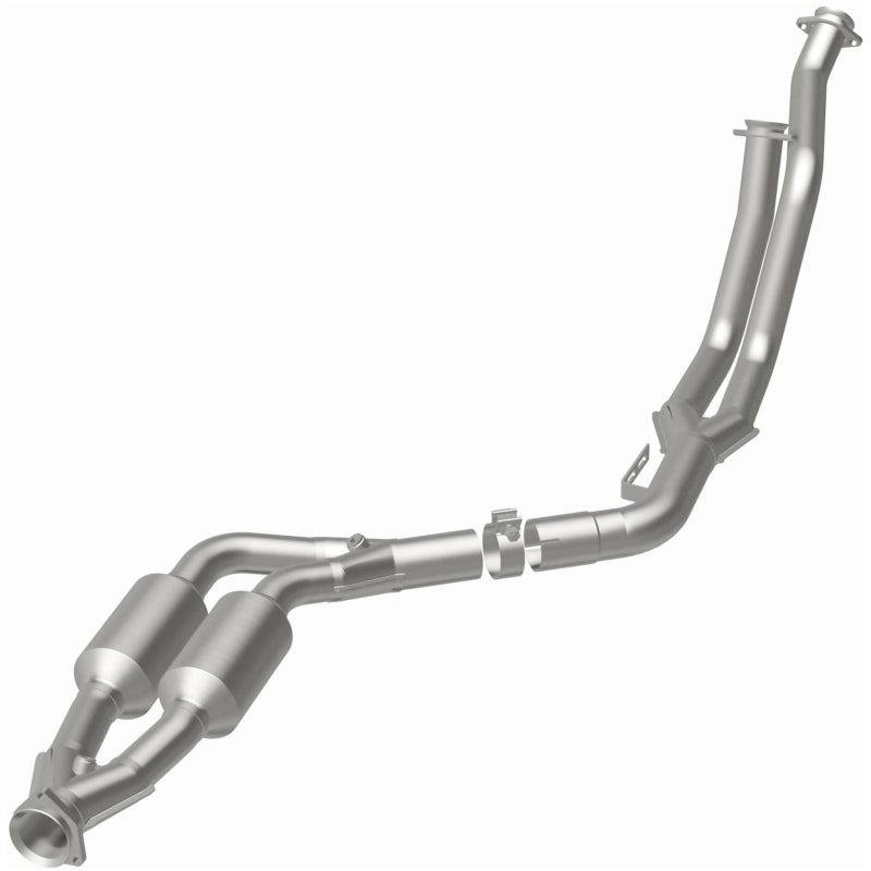 MagnaFlow Direct Fit Catalytic Converter 94-97 Mercedes C280 2.8L