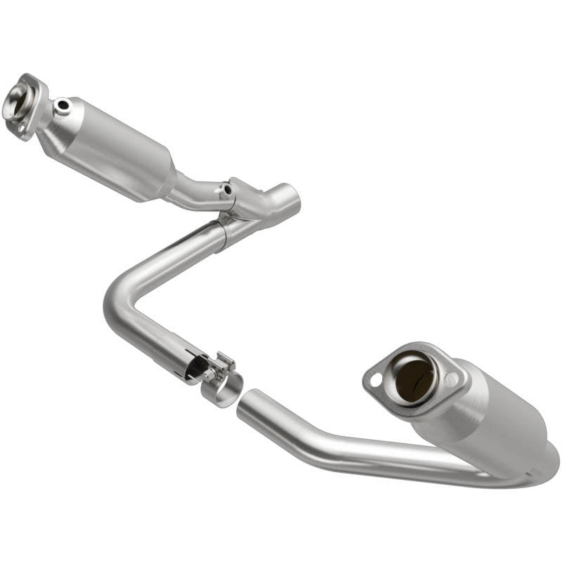 MagnaFlow Direct Fit Catalytic Converter California Grade 07-08 Dodge Durango 3.7L