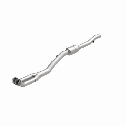 MagnaFlow Direct Fit Catalytic Converter 96-97 BMW 840 4.4L Driver Side