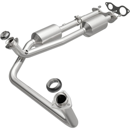 MagnaFlow Direct Fit Catalytic Converter California Grade 96-00 GM Tahoe/Yukon/Escalade 5.7L