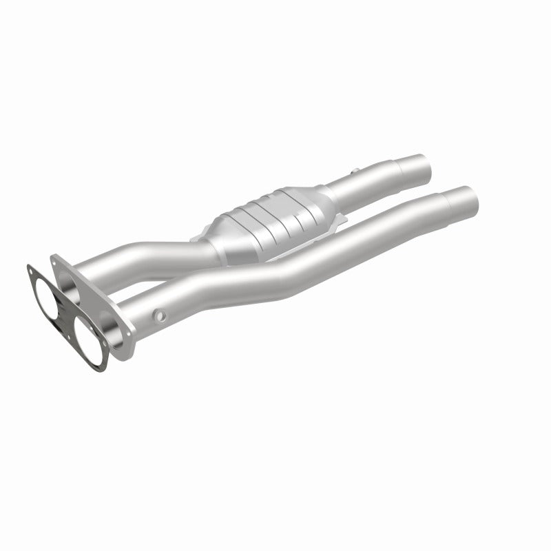 MagnaFlow Direct Fit Catalytic Converter 96-97 7.4L 3500 Truck Rear