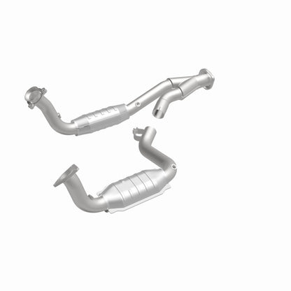 MagnaFlow Direct Fit Catalytic Converter 03-06 Chevy SSR 5.3/6.0 OEM