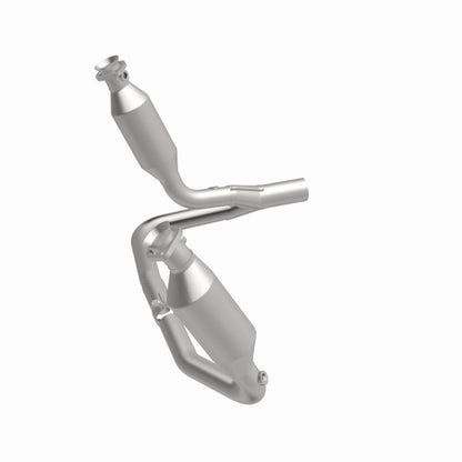 MagnaFlow Direct Fit Catalytic Converter OEM 2004 Dodge Dakota Underbody
