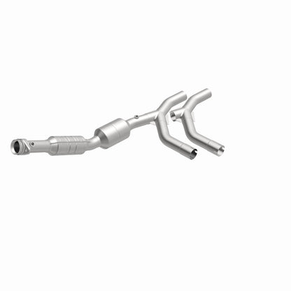 MagnaFlow Direct Fit Catalytic Converter 05-07 Ford E150 4.6L Passenger Side