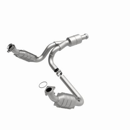 MagnaFlow Direct Fit Catalytic Converter 10-13 GMC Sierra 1500 V6 4.3L