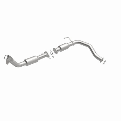 MagnaFlow 08-17 Toyota Sequoia 5.7L CARB Compliant Direct-Fit Catalytic Converter