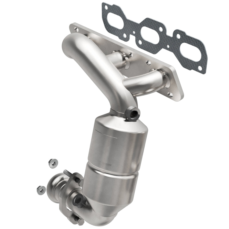 MagnaFlow Direct Fit Catalytic Converter 01-06 Escape 3.0 with oil